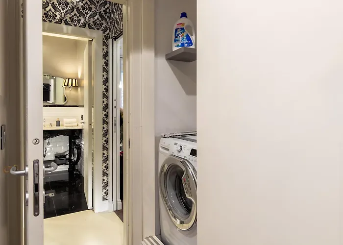 Dimora Colosseum Luxe - Jacuzzi & Private Patio Апартаменты Рим